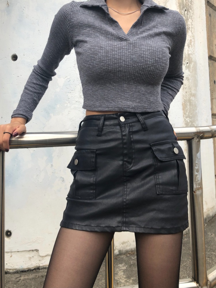 Pocket leather skirt